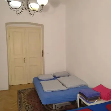 Authentic, Traditional Airbnb In ! Appartement Prague