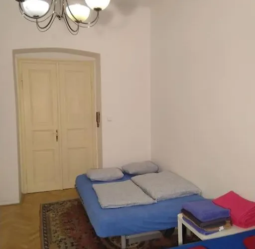 Authentic, Traditional Airbnb In ! Appartement Prague